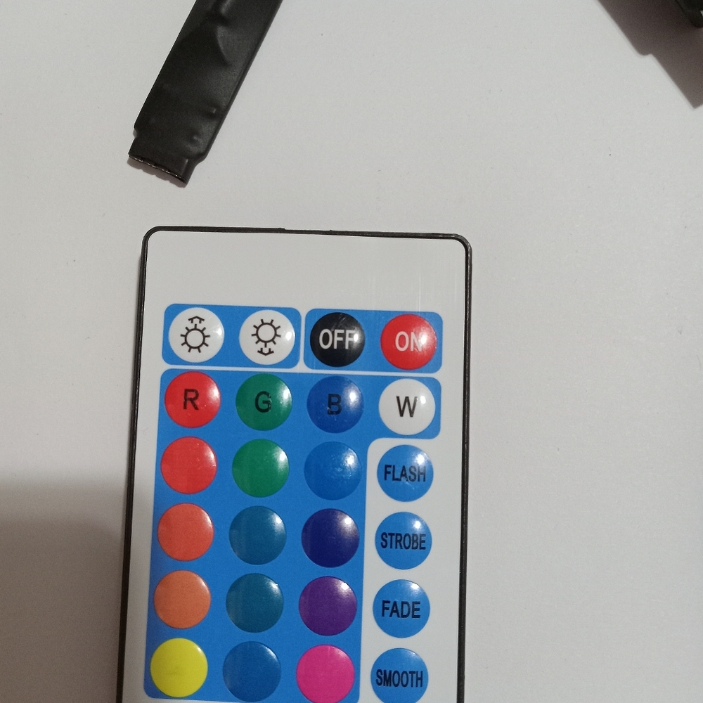 LED LIGHT STRIP - Picture 4 of 5